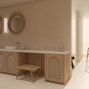 Premium King Room